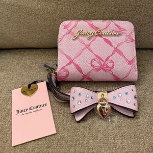 NWT Juicy Couture Pink Bow Small Wallet Wristlet Brand New Coquette